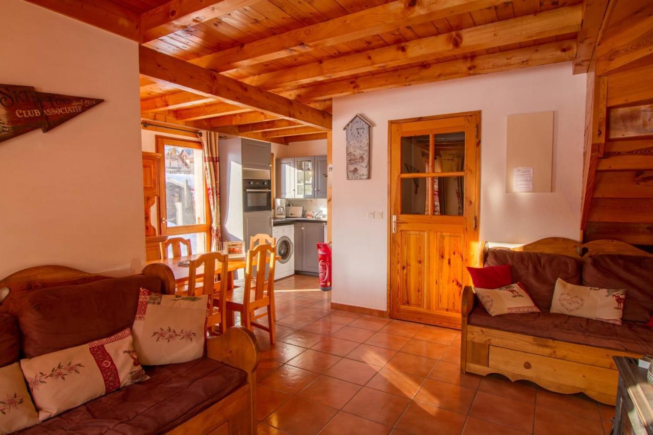 Chalet Le Melezin Hameau Des Chazals Nevache Hautes Alpes المظهر الخارجي الصورة